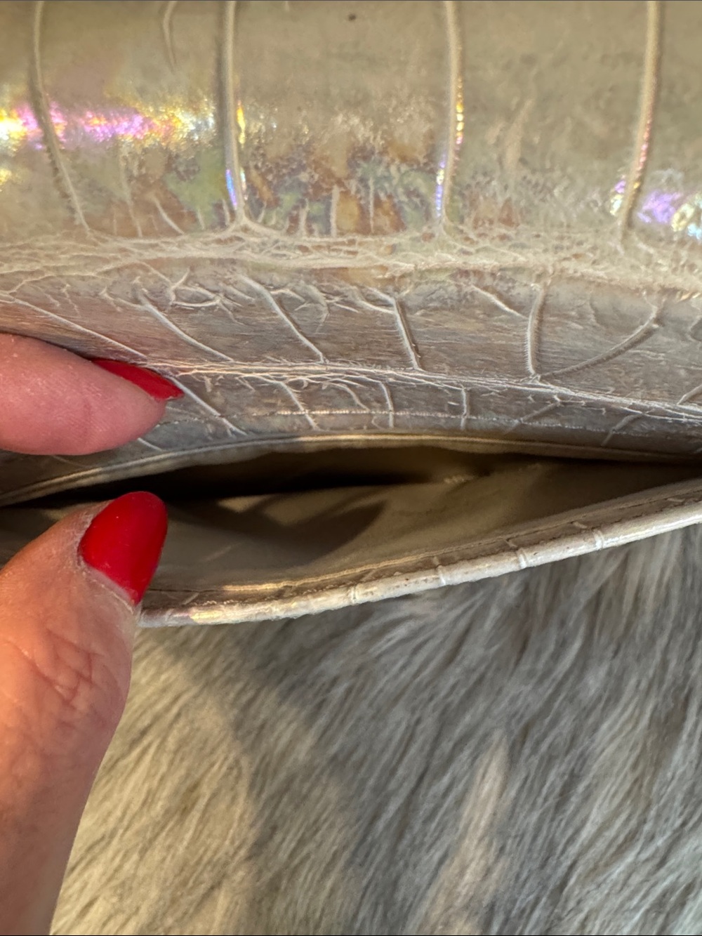 Brahmin Iridescent Pearl Croc-Embossed Crossbody Bag with Gold Hardware - Picture 3 of 16